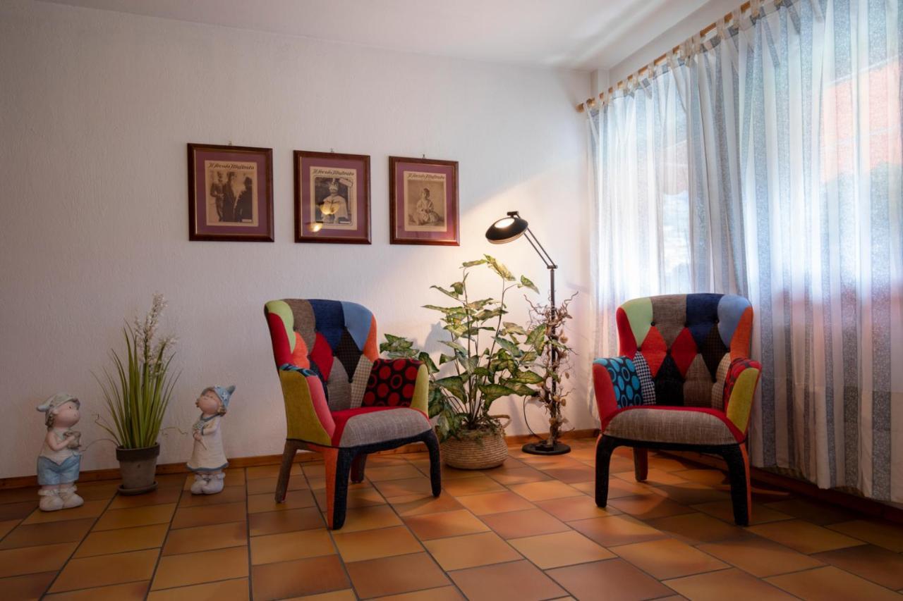 Pollein Hotel Petit Foyer מראה חיצוני תמונה